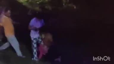 बिजनौर: बिजनौर की भरत विहार कॉलोनी में दो पक्षों के बीच हुई मारपीट का लाइव वीडियो सोशल मीडिया पर वायरल