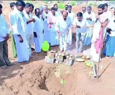 ధరూర్: ధరూర్ మండల కేంద్రంలోని వాటర్ ట్యాంక్ భూమిపూజ కార్యక్రమంలో పాల్గొన్న ఎమ్మెల్యే బండ్ల కృష్ణ మోహన్ రెడ్డి