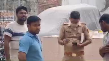 भदोही: भदोही में अवैध बूचड़खाने पर पुलिस ने की बड़ी कार्रवाई, इलाके में मचा हड़कंप