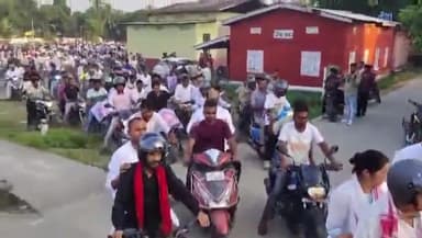 দলগাঁও ভাগ: জুবিন গাৰ্গৰ ন্যায়ৰ দাবীত দলগাঁৱৰ পৰা মঙলদৈলৈ কংগ্ৰেছৰ বাইক ৰেলী উপস্থিত বাইক ৰেলীত ৰকিবুল হুছেইন