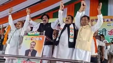 बिहार: राज्यसभा सांसद इमरान प्रतापगढ़ी ने श्रम कल्याण केंद्र के मैदान में जनसभा को संबोधित किया