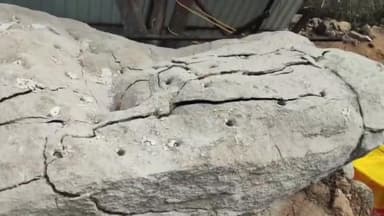 திருவண்ணாமலை: வ உ சி நகர் 5வது தெரு அருகில் ஆபத்தான நிலையில் உள்ள பாறை அமிலம் மூலம் அகற்றும் பணி தீவிரம்