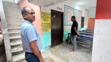 बड़हरिया: बड़हरिया विधान सभा के प्रेक्षक राणा नायक ने मतदान केंद्रों का किया निरीक्षण