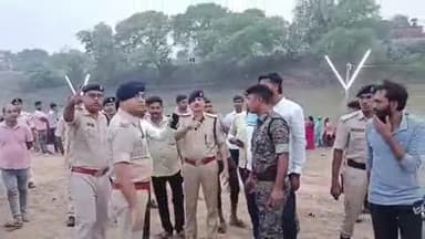 दुर्गावती: दुर्गावती पहुंचे कैमूर एसपी हरिमोहन शुक्ला ने छठ घाटों का किया निरीक्षण, दिए आवश्यक दिशा-निर्देश