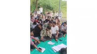 કામરેજ: માછી સમાજની મિટિંગ ઘલા ગામે મળી.