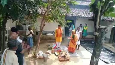 भंडरिया: भंडरिया में छठ पर आठ सदस्यीय परिवार ने अपनाया सनातन धर्म, पंडित विपिन मिश्रा ने कराई वापसी