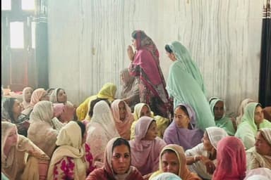 ਗਿੱਦੜਬਾਹਾ: ਗਿਦੜਬਾਹਾ ਹਲਕੇ ਵਿੱਚ ਪੰਜਾਬ ਪ੍ਰਦੇਸ਼ ਕਾਂਗਰਸ ਕਮੇਟੀ ਦੇ ਪ੍ਰਧਾਨ ਰਾਜਾ ਵੜਿੰਗ ਦੀ ਧਰਮ ਪਤਨੀ ਅੰਮ੍ਰਿਤਾ ਵੜਿੰਗ ਲੋਕਾਂ ਦੇ ਦੁੱਖ ਅਤੇ ਸੁੱਖ ਵਿੱ