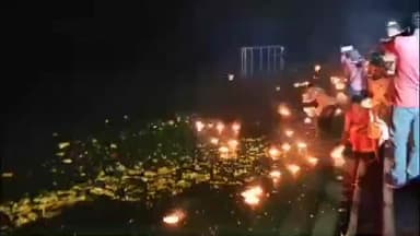 ధర్మపురి: ధర్మపురి శ్రీ లక్ష్మీనరసింహస్వామి వారి దేవస్థానం ఆధ్వర్యంలో మేళతాళాలతో, మంగళ హారతులతో గోదావరి నదికి హారతి