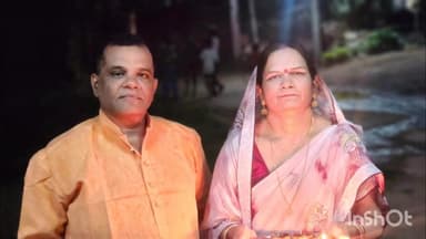 आज मेरे निज निवास धनगांव में माता पिता जी द्वारा पूजा अर्चना किया गया है संदीप शिवम तिवारी 🙏🏿