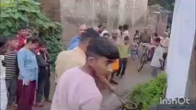 बिंदकी: मंडराव गांव में घर के अंदर किचन में गैस चूल्हे में खाना बनाते समय सिलेंडर में लगी आग, फायर ब्रिगेड मौके पर पहुंची