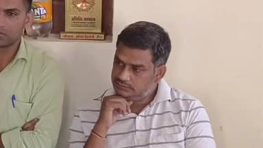 सरदारशहर: झुंझुनू एसीबी ने तहसील कार्यालय में सहायक प्रशासनिक अधिकारी निर्मल सोनी को 90 हजार रुपये की रिश्वत लेते किया ट्रेप