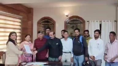 पौड़ी: बीरौंखाल, थलीसैंण तथा पाबौ ब्लॉक में भालू के आतंक से निजात दिलाने की मांग यूकेडी ने स्थानीय ग्रामीणों के साथ उठाई