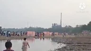 सिल्ली: सिल्ली, मुरी समेत सभी छठ घाटों पर छठ व्रतियों ने सूर्य को अर्घ्य दिया