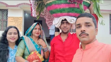 गोरेयाकोठी: गोरेयाकोठी प्रखंड के हरिहरपुर कला गांव में महापर्व छठ बड़े ही धूमधाम से मनाया गया