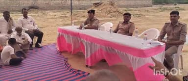 સાંતલપુર: મોમી માતાજી મંદિરે વન વિભાગન અધિકારીઓ  અને અગરિયાઓ વચ્ચે બેઠક યોજાઇ