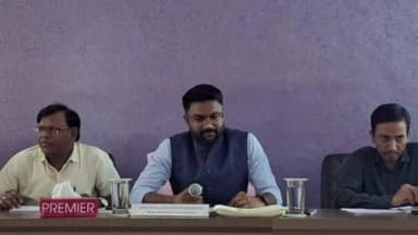 ಭಟ್ಕಳ: ಪಟ್ಟಣದ ತಾಪಂ ಕಚೇರಿಯಲ್ಲಿ ವಿವಿಧ ಯೋಜನೆಗಳ ಪ್ರಗತಿ ಪರಿಶೀಲನಾ ಸಭೆ ನಡೆಯಿತು