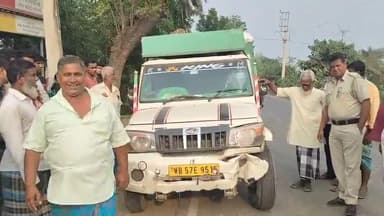কালীগঞ্জ: খড়েরমাঠে পলাশী-বেতাই রাজ্য সড়কে পিকআপ ভ্যান ও মোটর বাইকের মুখোমুখি সংঘর্ষে গুরুতর বাইক চালক