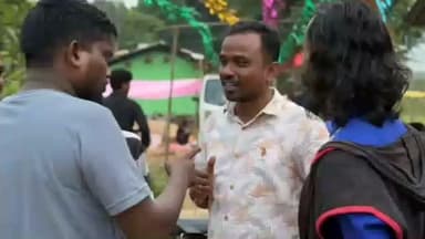 डुमरिया: डुमरिया में दीपावली की रात धमाका कार्यक्रम का भव्य आयोजन, बच्चों ने दिखाया हुनर