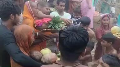 बिंद: बिंद प्रखंड क्षेत्र में उदीयमान सूर्य को अर्घ्य अर्पण के साथ लोक आस्था का महापर्व छठ संपन्न