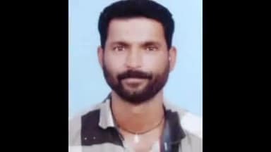 ഹൊസ്ദുർഗ്: നീലേശ്വരം തൈക്കടപ്പുറം സ്വദേശിയെ വീടിന് സമീപത്തെ മരത്തിൽ തൂങ്ങി മരിച്ച നിലയിൽ കണ്ടെത്തി