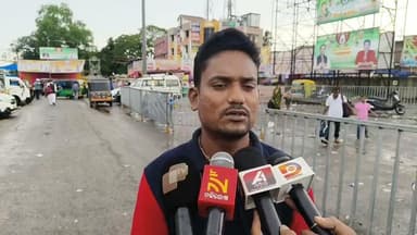 ଭଦ୍ରକ ଗ୍ରାମାଞ୍ଚଳ: ବାତ୍ୟା ମୋଁନ୍ଥା କୁ ନେଇ ଭଦ୍ରକ ଚରମ୍ପା କାଳୀପୂଜା ରେ ସ୍ଥାନୀୟ ବାସିନ୍ଦା ଙ୍କ ଅସନ୍ତୋଷ, ଦୁଃଖ ପ୍ରକାଶ କଲେ ସ୍ଥାନୀୟ ବାସିନ୍ଦା