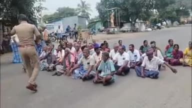 பெரம்பலூர்: கவுல்பாளையத்தில் புதிதாக கிரஷர் அமைக்க எதிர்ப்பு, அரியலூர்+ பெரம்பலூர் சாலையில் பொதுமக்கள் சாலை மறியல்