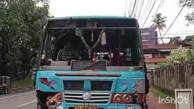കോന്നി: കോന്നി മാരൂർ പാലത്തിന് സമീപം സ്വകാര്യ ബസ് വിറക് കടയിലേക്ക് ഇടിച്ചു കയറി അപകടം