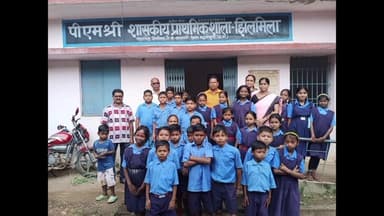 ସୋହେଲା: .ଆଜି ପଣ୍ଡକିପାଲୀ ଉଚ୍ଚ ପ୍ରାଥମିକ ବିଦ୍ୟାଳୟ ସମେତ ଛତିଶଗଡ ର ମହାସମୁଦ ଜିଲ୍ଲାର ବିଭିନ୍ନ ସ୍କୁଲ ପରିଦର୍ଶନ କଲେ ବରଗଡ ADEO