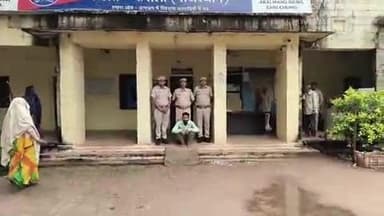 मासलपुर: मासलपुर पुलिस ने मासलपुर चुंगी से स्मैक तस्कर को किया गिरफ्तार, 9 माह से बैंगलोर में था फरार