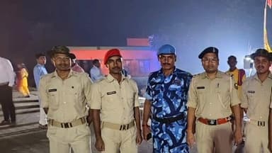 डुमरा: भूपभैरो छठ घाट पर सुरक्षा के पुख्ता इंतजाम के साथ शांतिपूर्ण ढंग से संपन्न हुई छठ पूजा