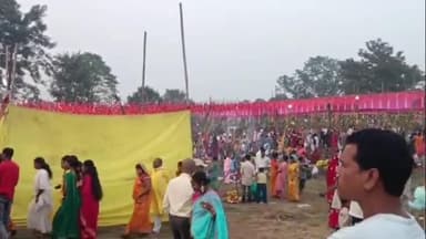 खलारी: सूर्य देव की उपासना का महापर्व छठ संपन्न, घाटों पर उमड़ी श्रद्धालुओं की भीड़