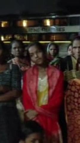 चौमूं: चौमू में श्रद्धालुओं से भरी स्लीपर बस को सीज करने का मामला