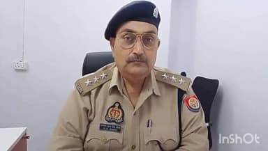 उरई: डकोर थाना पुलिस ने फरार चल रहे ₹25000 के इनामी बदमाश को किया गिरफ्तार, की विधिक कार्यवाही
