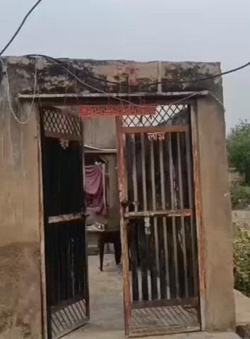 अलवर: बख्तल चौकी क्षेत्र की कमला कॉलोनी में ससुराल लौटने से इनकार पर पत्नी का अपहरण, सांस ने आंखों में मिर्च डालकर किया हंगामा