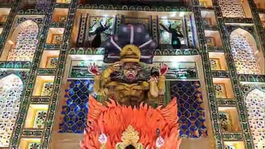 कटिहार: मिरचाईबाड़ी में गोकुलधाम छठ पूजा समिति द्वारा भव्य पंडाल का निर्माण, भगवान भास्कर की हो रही है पूजा