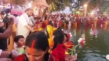 जखनिया: सपा विधायक व पूर्व मंत्री ओम प्रकाश सिंह का बड़ा बयान, कहा- अगर सपा की सरकार बनी तो छठ के लिए हर तालाब होगा पक्का