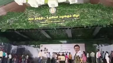 கடையநல்லூர்: தென்காசிக்கு முதல்வர் வருகை விழா மேடை சீரமைக்கும் பணிகள் தொடர்ந்து தீவிரம்