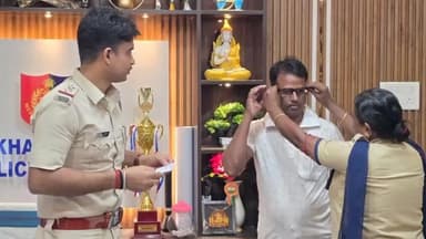 খড়গ্রাম: চোখে নতুন আলো, খরগ্রাম থানার মানবিক উদ্যোগে চশমা পেলেন স্থানীয় বাসিন্দারা