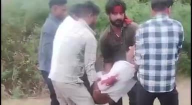 धनोरा: अज्ञात पिकअप वाहन ने बाइक सवार युवक को मारी टक्कर, गंभीर हालत में अस्पताल में भर्ती