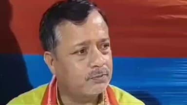 बैसि: बायसी विधानसभा के बीजेपी नेता बिनोद यादव ने विश्वासपुर में पार्टी कार्यालय का उद्घाटन किया, कार्यकर्ताओं में दिखा जोश