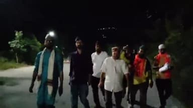 श्रीनगर: ऑपरेशन स्वास्थ्य पदयात्रा चौखुटिया से श्रीनगर पहुंची, स्वास्थ्य सुविधाओं की बदहाली पर जताया आक्रोश