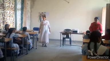 गलोड़: बलोह स्कूल की छात्राओं को स्वच्छता का महत्व बताया, प्रधान लता देवी ने करियर काउंसलिंग भी की