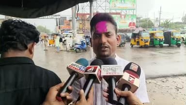 ଭଦ୍ରକ ଗ୍ରାମାଞ୍ଚଳ: ଭଦ୍ରକ ରେ ମା ଶ୍ୟାମାକାଳୀ ଙ୍କ ବିସର୍ଜନ ରେ ଭାବ ବିହ୍ଵଲ ଶ୍ରଦ୍ଧାଳୁ, କହିଲେ ମା ପୁଅ ସମ୍ପର୍କ କାଟି ଯାଉଛନ୍ତି ମା