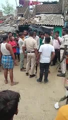 loan ko lekar hua vivad ll
mauke per pahunchi police
#viral