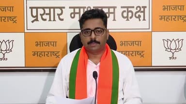 बेकायदेशीर कृत्याला जाहीररित्या प्रसिद्धी दिल्यामुळे रोहित पवारांवर गुन्हा दाखल करण्यात आला, भाजप माध्यम प्रमुख नवनाथ बन