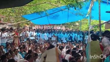 গুৱাহাটী: চচলত NHM কৰ্মচাৰীৰ বিক্ষোভ চচলৰ ধৰ্না স্থলীত বিভিন্ন জিলাৰ পৰা আহিছে হাজাৰ ৰো অধিক কৰ্মচাৰী