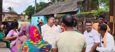 ପିପିଲି: ହରିରାଜପୁର ଗ୍ରାମପଞ୍ଚାୟତରରେ ଘରକୁ ଘରଯାଇ  ସମସ୍ୟା ଶୁଣିବା ସହିତ କିପରି ସମାଧାନ ହେବ ସେ ବିଷୟରେ ଆଲୋଚନାକଲେ ପିପିଲି ବିଧାୟକ l