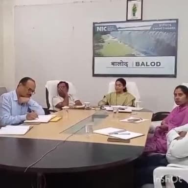 बालोद: मुख्य निर्वाचन पदाधिकारी ने बालोद में जिला निर्वाचन अधिकारियों, एआरओ व ईआरओ की वर्चुअल बैठक में दिए आवश्यक दिशा-निर्देश