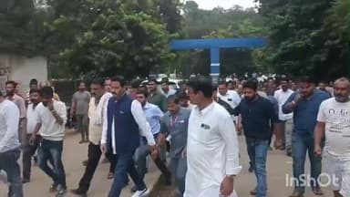 विजयराघवगढ़: कैमोर के पनिहाई में बजरंगदल कार्यकर्ता का अंतिम संस्कार, अंतिम विदाई देने उमड़ा हुजूम, विधायक ने दिया कंधा