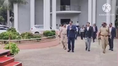 ಕೊಪ್ಪಳ: ಉಪಲೋಕಾಯುಕ್ತ  ಬಿ. ವೀರಪ್ಪ ಅ 29 ರಂದು  ಜಿಲ್ಲಾ ಕೇಂದ್ರಕ್ಕೆ ಭೇಟಿ
 ನಗರದ ಪ್ರವಾಸಿ ಮಂದಿರದಲ್ಲಿ ಪೊಲೀಸರಿಂದ ಗೌರವ ವಂಧನೆ ಸಲ್ಲಿಕೆ